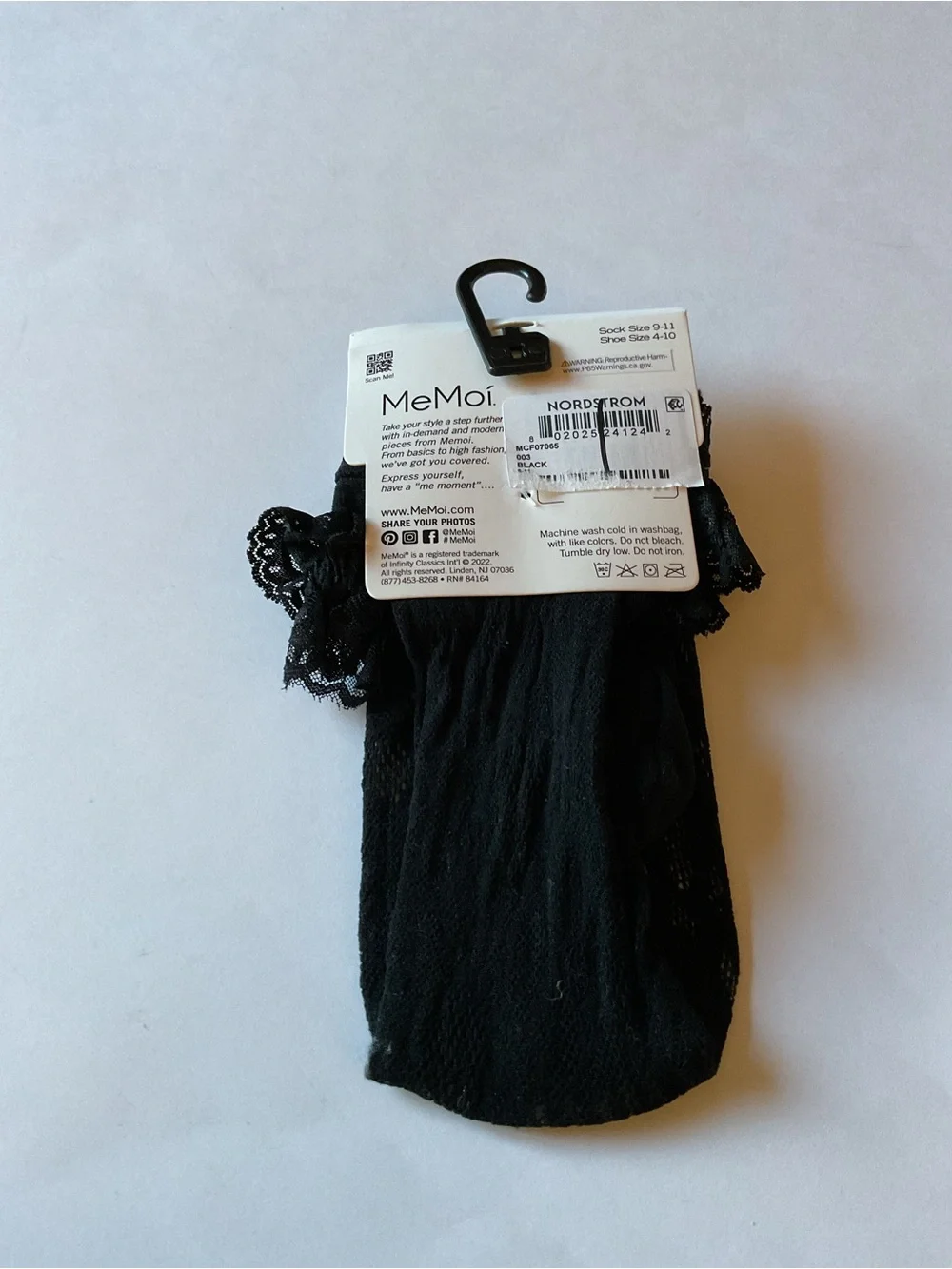 MEMOI WOMENS LACE RUFFLE TOP SOCKS BLACK OS NWT